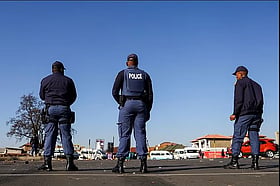 Disparos en el bar en Sudáfrica, asesinado 17