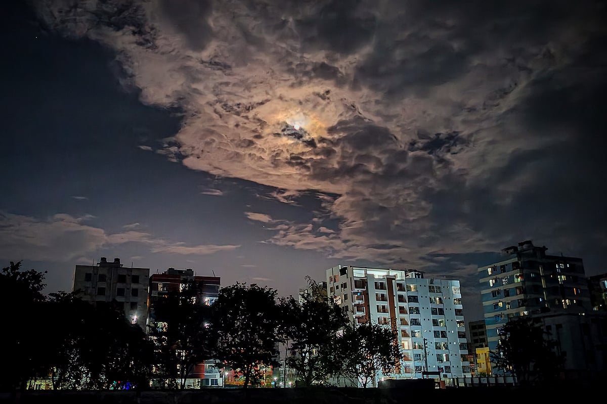 Moon of full moons