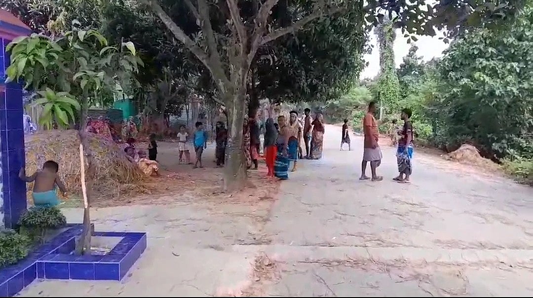 ان کی آواز سے کلات نے صلح پور کے لوگوں کو قتل کر دیا۔
