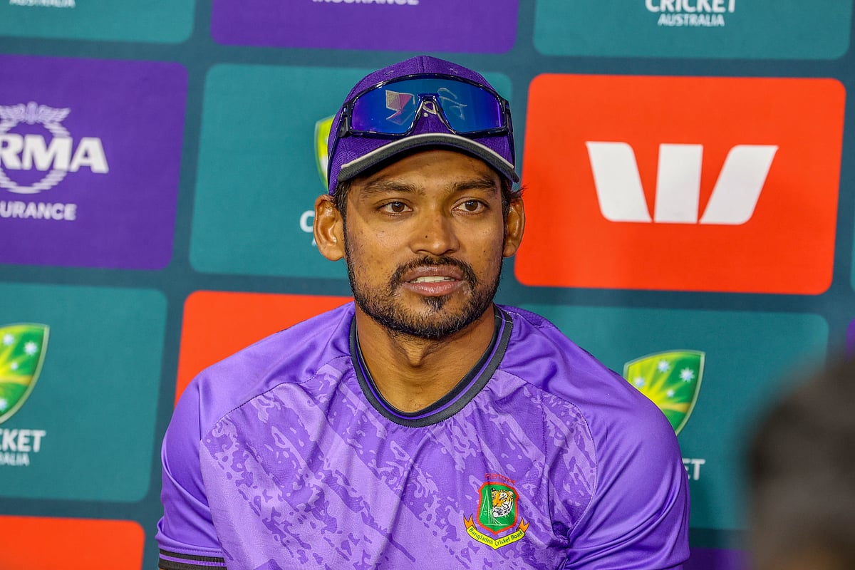 দলের সঙ্গে আমিরাতে যাচ্ছেন না নাজমুল