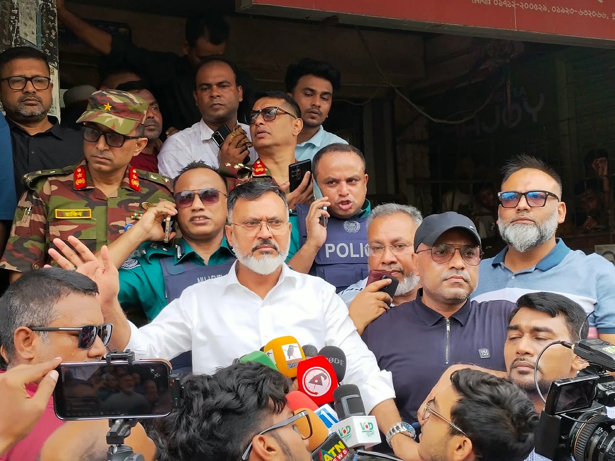 মিরপুরে হামলা–ভাঙচুর–অগ্নিসংযোগের এই কাজ ফ্যাসিজমের দোসরেরা করেছে: ডিএনসিসি প্রশাসক
