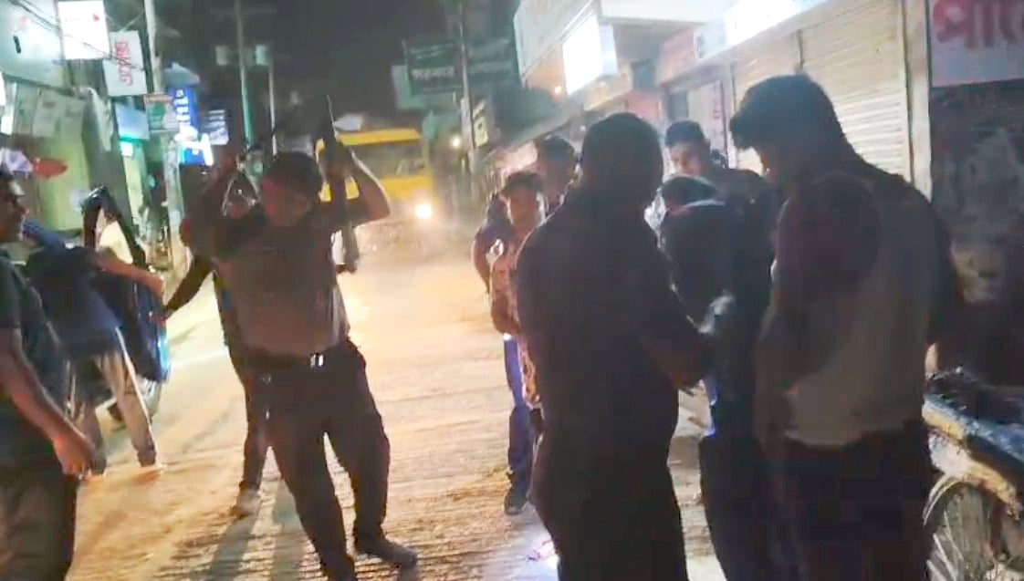 কুমিল্লায় কিশোর গ্যাংবিরোধী অভিযানে আরও ৩৭৯ জন আটক