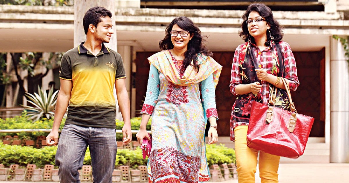 সাপ্লাই চেইন ম্যানেজমেন্ট নিয়ে দেশের বাজারে সম্ভাবনাময় ক্যারিয়ার, পড়বেন কোথায়
