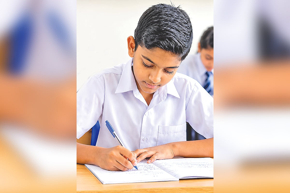 জুনিয়র বৃত্তি পরীক্ষা ২০২৬। ইংরেজির বাক্য পড়ে Capitalization &amp; Punctuation ঠিক করো