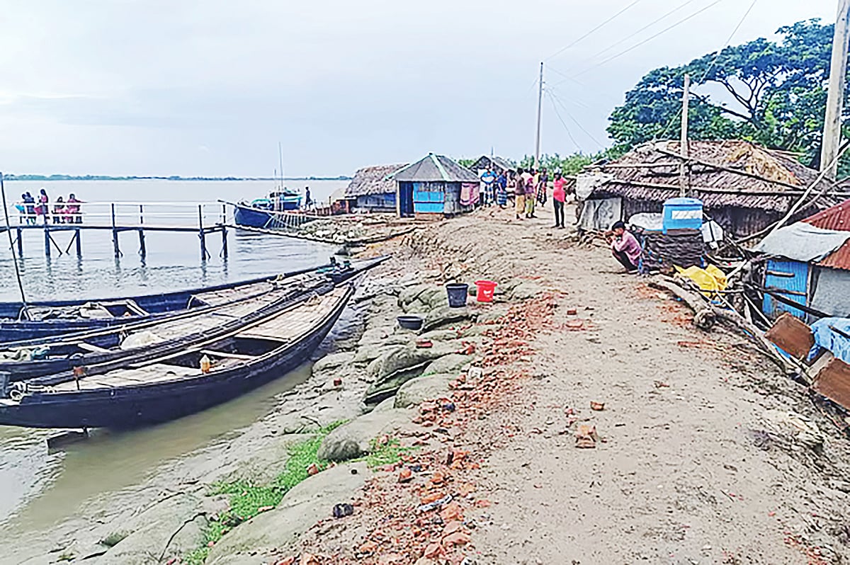 শরণখোলা থেকে ফিরে: ‘ঢাকায় গে সব ভুলে যাবেনি!’