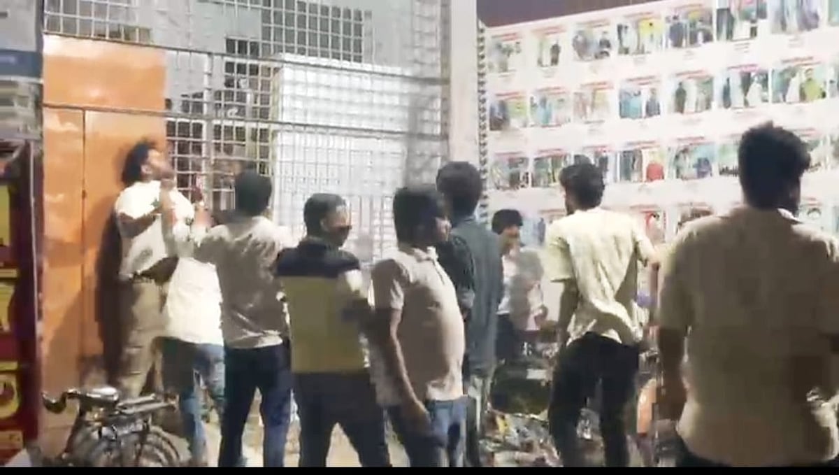 রাজশাহী বিশ্ববিদ্যালয়ে ছাত্রদলের হামলায় চার সাংবাদিকসহ আহত ১০