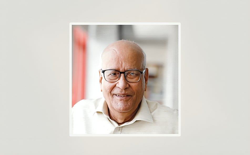 কণ্ঠে এখনো সুর খুরশীদ আলমের