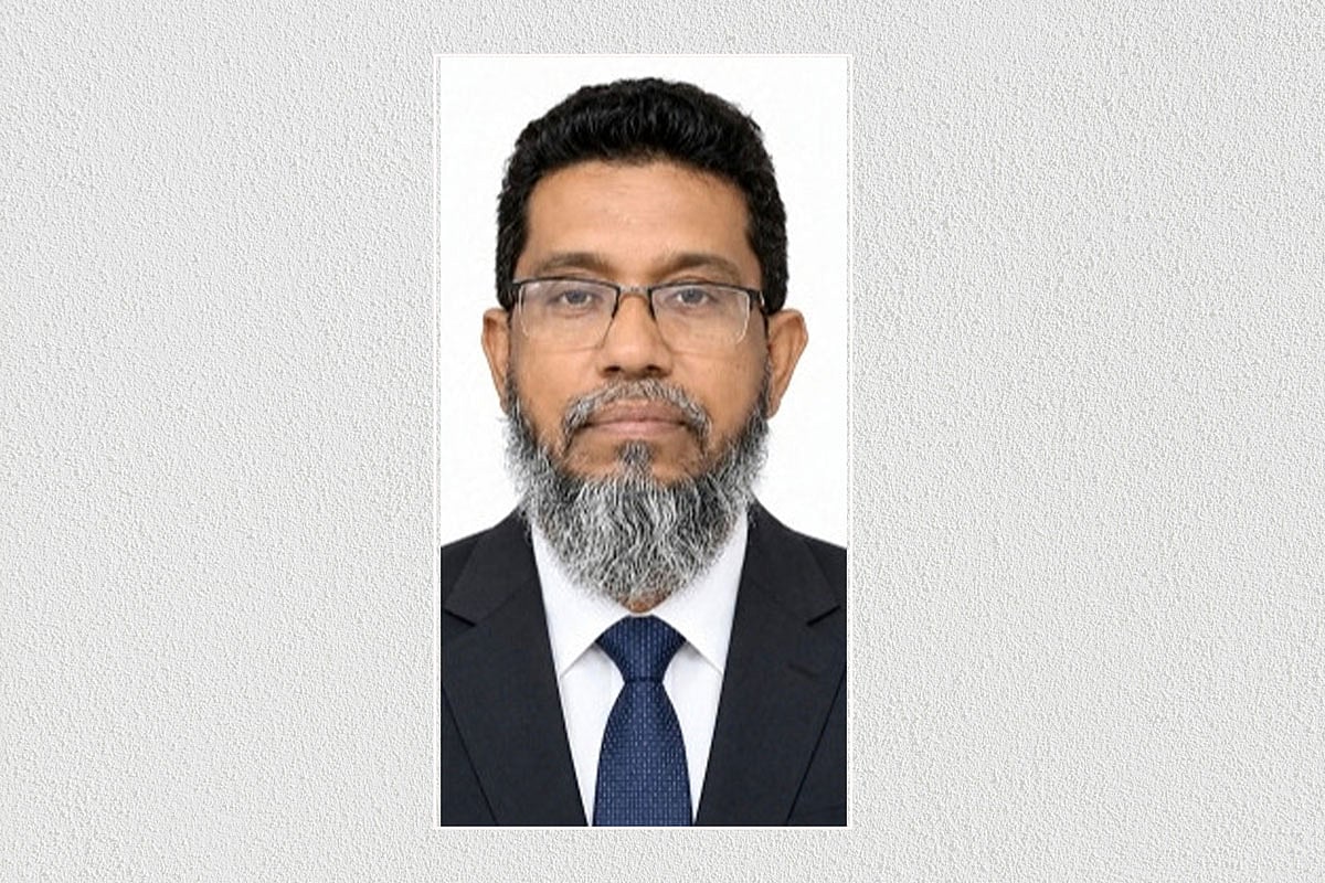সরকারি কলেজের শিক্ষক হয়েও রাজনৈতিক পদে, আচরণবিধি নিয়ে প্রশ্ন