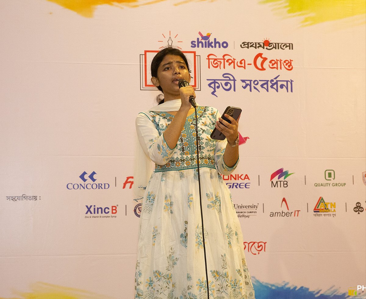 বরগুনায় এসএসসিতে মানবিক বিভাগে সর্বোচ্চ নম্বর পাওয়া কথামনি ম্যাজিস্ট্রেট হতে চায়