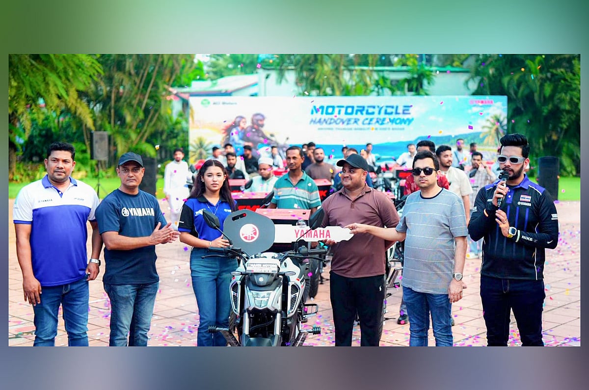 কক্সবাজারে মোটরসাইকেল ভাড়া করে ঘুরতে পারবেন পর্যটকেরা, ইয়ামাহার নতুন উদ্যোগ