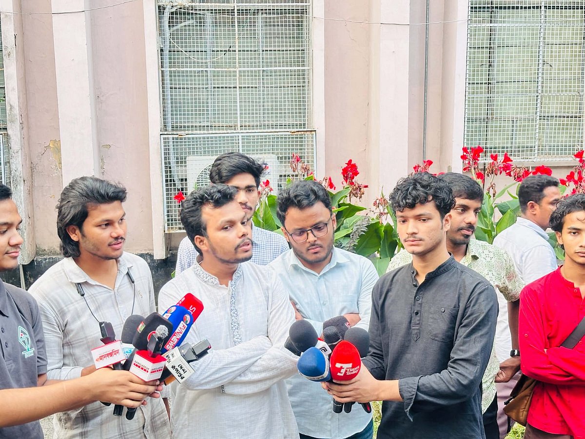 শাহবাগে ঢাবি সাংবাদিকদের ওপর হামলা: সাড়ে পাঁচ মাস পর তদন্ত প্রতিবেদন জমা