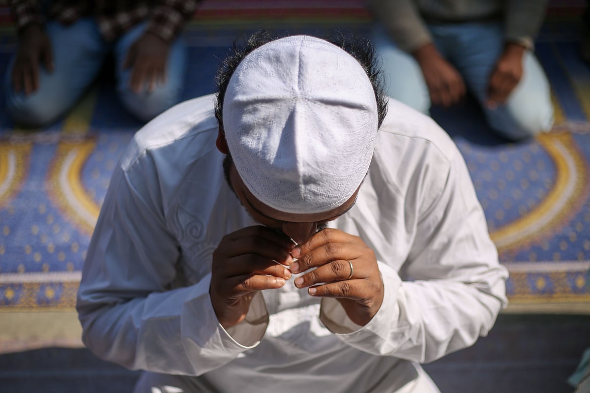 মুমিন কেন হতাশ হয় না