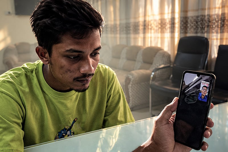 ফেসবুকে নারী সেজে জালিয়াতি করে প্রবাসীকে বিয়ে, টাকা হাতিয়ে নিয়েছেন এক তরুণ