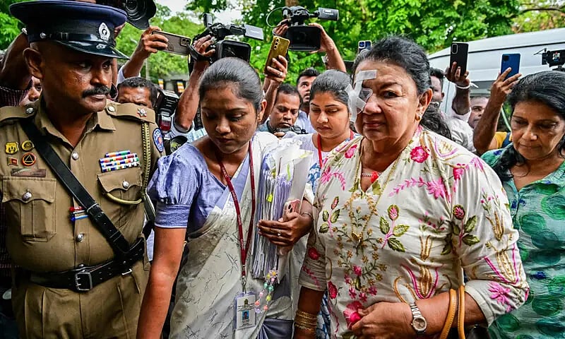 অনুদানের অর্থ আত্মসাতের অভিযোগে শ্রীলঙ্কার সাবেক ফার্স্ট লেডি গ্রেপ্তার