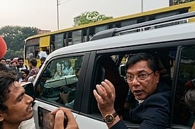 ডিপি ওয়ার্ল্ডের সঙ্গে চুক্তির আগেই বামপন্থী রাজনৈতিক সংগঠনের আন্দোলন