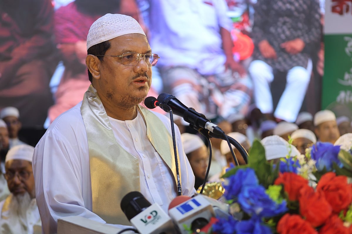 স্থানীয় সরকার নির্বাচনে শরিয়াহর পক্ষের শক্তিকে নির্বাচিত করার আহ্বান চরমোনাই পীরের