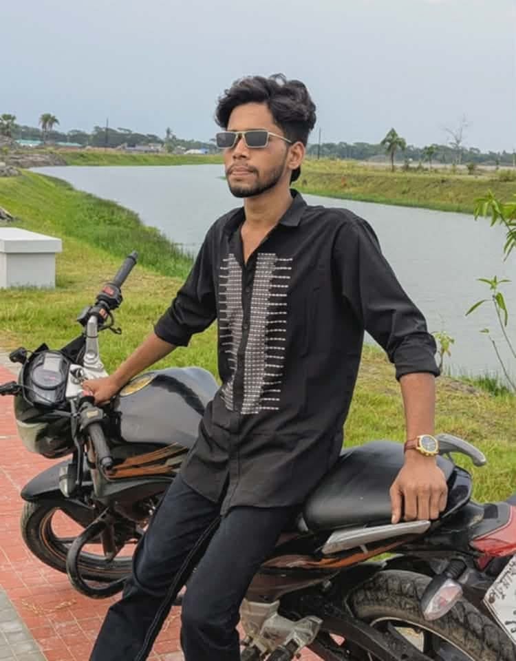 মহাসড়কের পাশে তরুণের রক্তাক্ত লাশ, ফুটবল খেলা নিয়ে বিরোধে হত্যার অভিযোগ