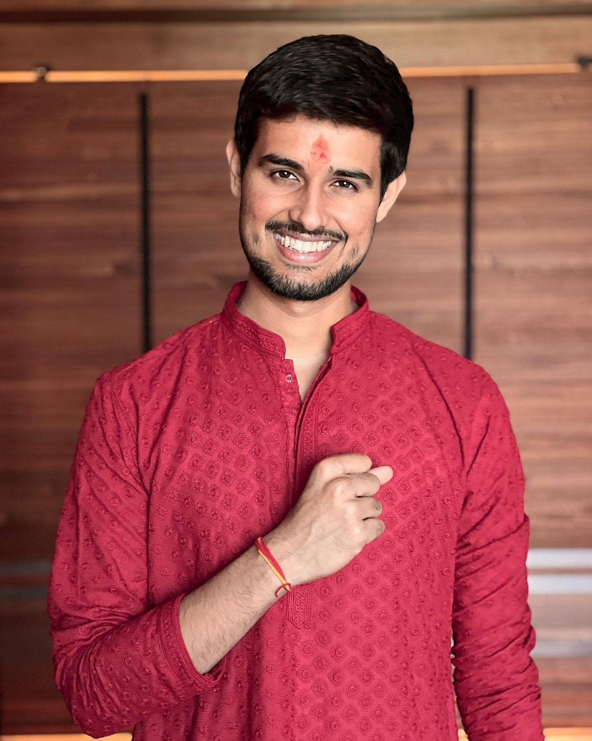 আমাকে আটক বা গ্রেপ্তার নয়, বরং ‘অপহরণ’ করা হয়েছে: ইউটিউবার ধ্রুব রাঠি