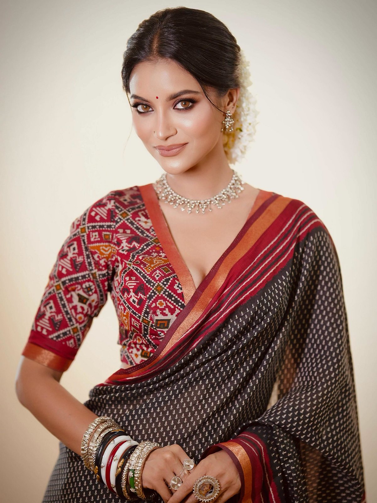 ‘আমার রঙিন এ সময় যেন ফুরিয়ে না যায়’