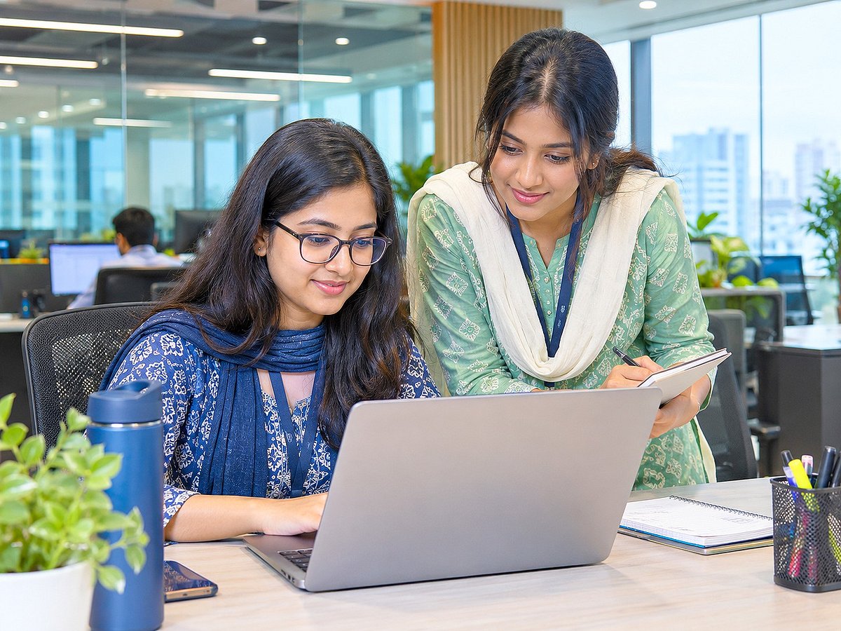 ইন্টার্নশিপে বেতন নেই, তবু কেন করবেন