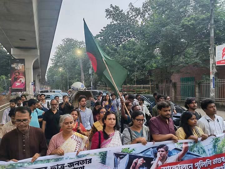 দিল্লিতে আন্দোলনকারীদের ওপর দমন-পীড়নের প্রতিবাদে শাহবাগে সংহতি সমাবেশ