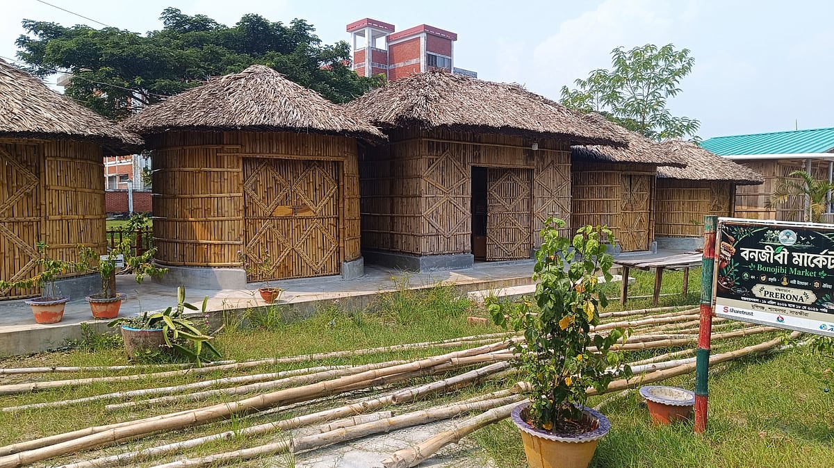 পুরোনো জিনিসে স্বজনের স্মৃতি, আগলে রাখছে সুন্দরবন জাদুঘর
