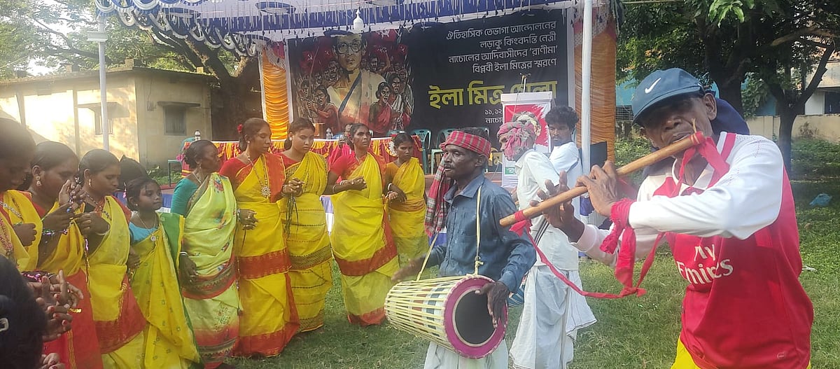 নৃত্য–গান–আলোচনায় জমে উঠেছে ইলা মিত্র মেলা