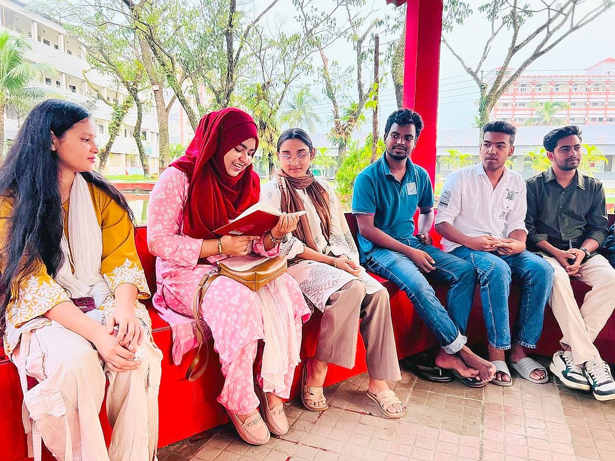 জামালপুর বন্ধুসভার পাঠচক্র ও কুইজ প্রতিযোগিতা