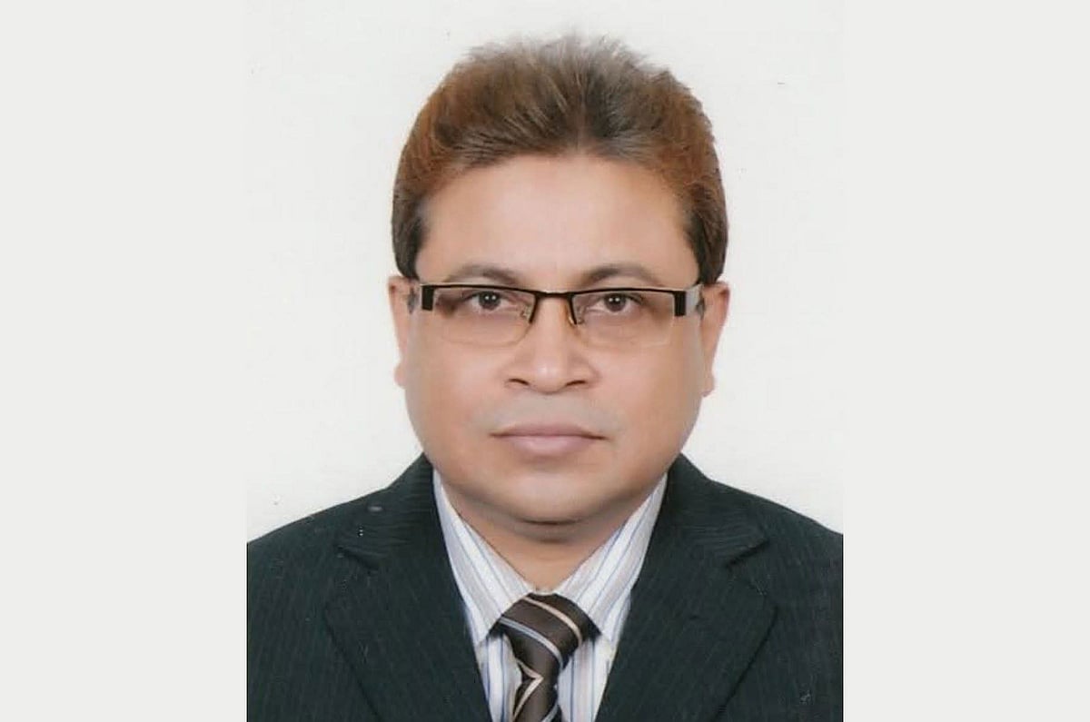 মন্ত্রীকে না জানিয়ে সরকারি সফরে এপিএস, গুদাম পরিদর্শনের পর অব্যাহতি
