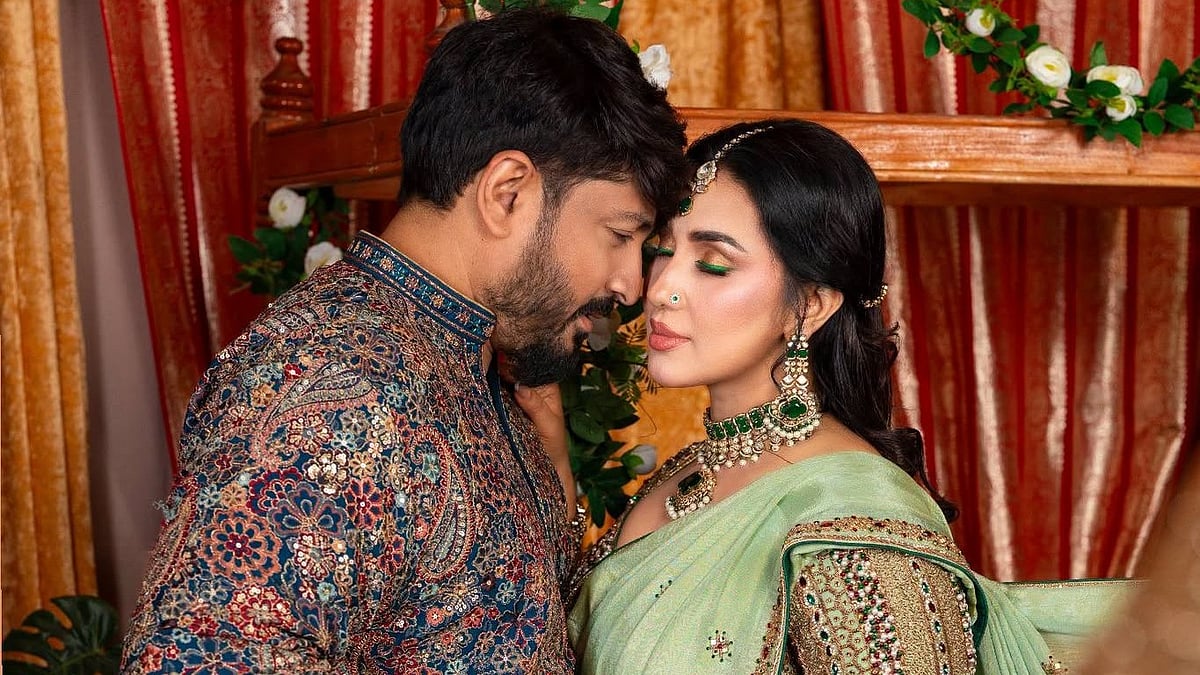 অপুর সঙ্গে অন্তরঙ্গ ফটোশুট, কে এই আদনান