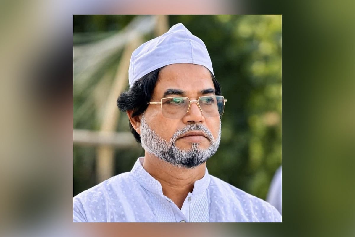 নামাজ আদায় শেষে রাস্তা পার হচ্ছিলেন, মোটরসাইকেলের ধাক্কায় বিএনপি নেতা নিহত