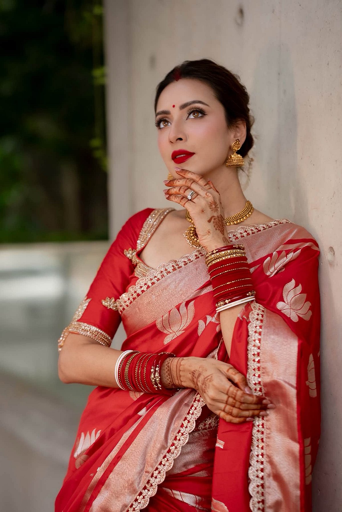সপ্তমীর সাজে বিদ্যা সিনহা মিমের ৮টি ছবি