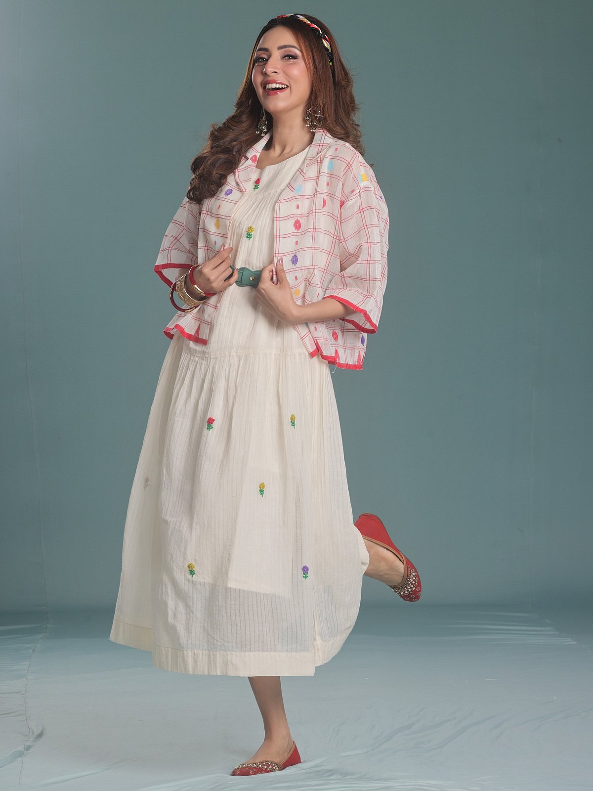 মিমের মতো করে আপনিও কি পূজায় সাজতে চান
