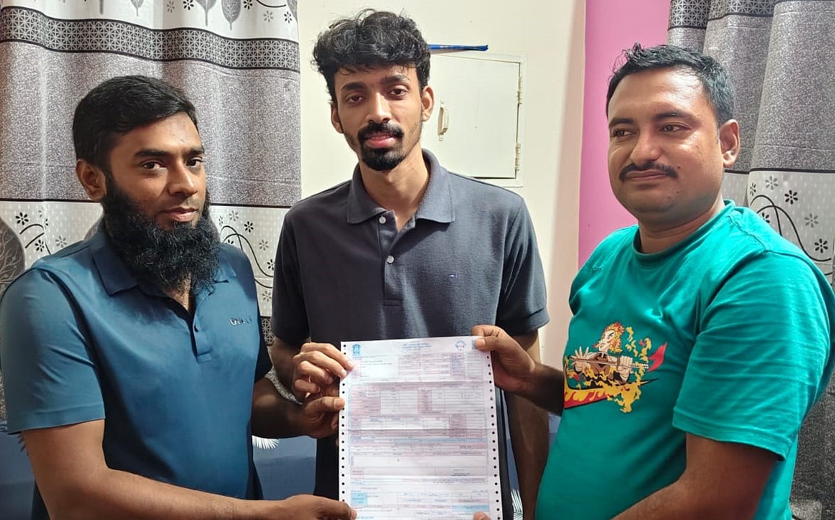 লাখ টাকার বিদ্যুৎ বিল, সংশোধনের পর নেমে এল ১ হাজারে, কর্মচারী প্রত্যাহার