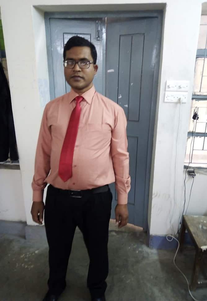 শরীয়তপুরে হোটেল থেকে শিক্ষকের রক্তাক্ত মরদেহ উদ্ধার, অপহরণের পর হত্যার অভিযোগ