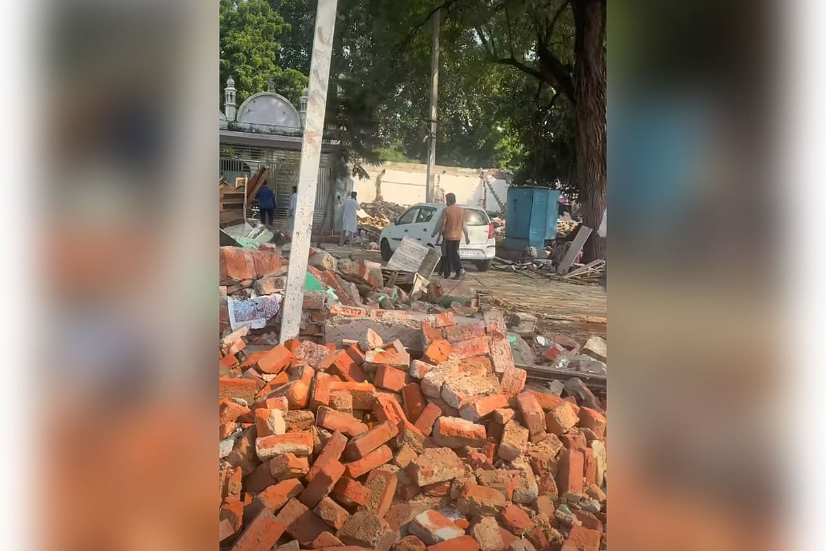 আসামের পর দিল্লিতে ৭০০ মুসলিম পরিবারকে উচ্ছেদ করা হচ্ছে, মসজিদ ভেঙে দেওয়ার নোটিশ জারি