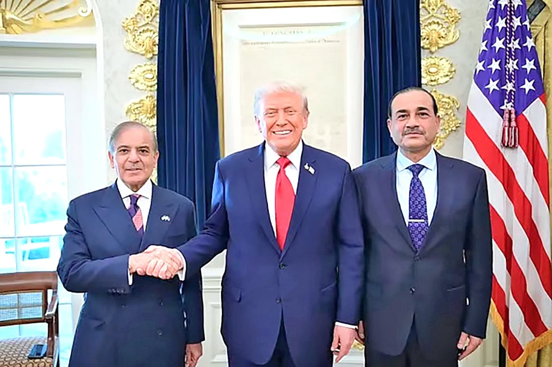 ট্রাম্প কেন ইসলামাবাদকে ‘ধন্যবাদ পাকিস্তান’ বার্তা পাঠাচ্ছেন