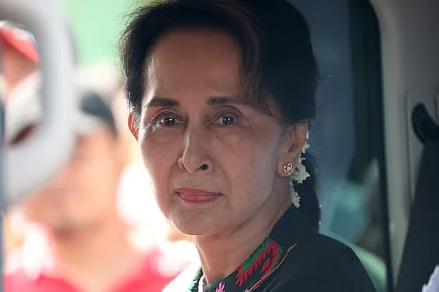 পাঁচ বছর পর ছেলের সঙ্গে কথা হলো সু চির