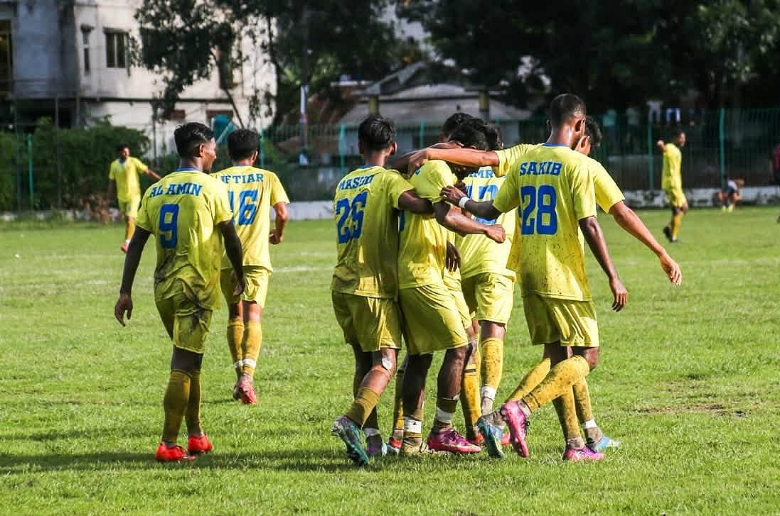 আবাহনীর প্রথম হার, এক পাকিস্তানির জোড়া গোলে প্রথম জয় ব্রাদার্সের