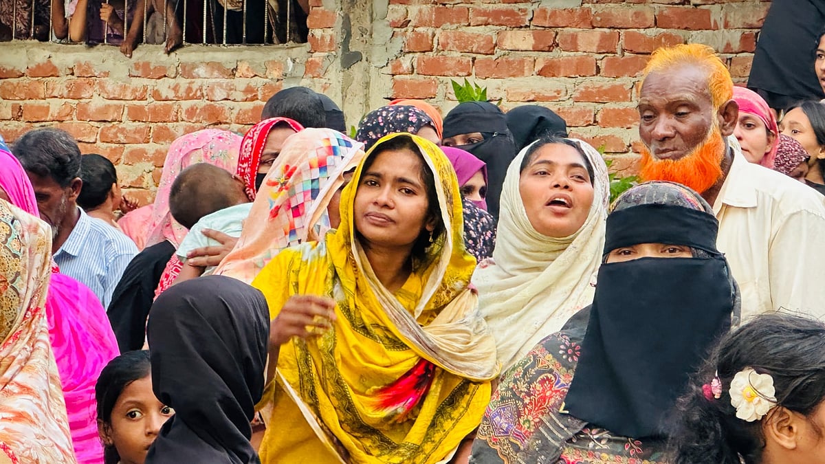 মাকে বলেছিলেন সকালে ফিরবেন, ঘুম থেকে উঠে শুনলেন, ছেলে আর নেই
