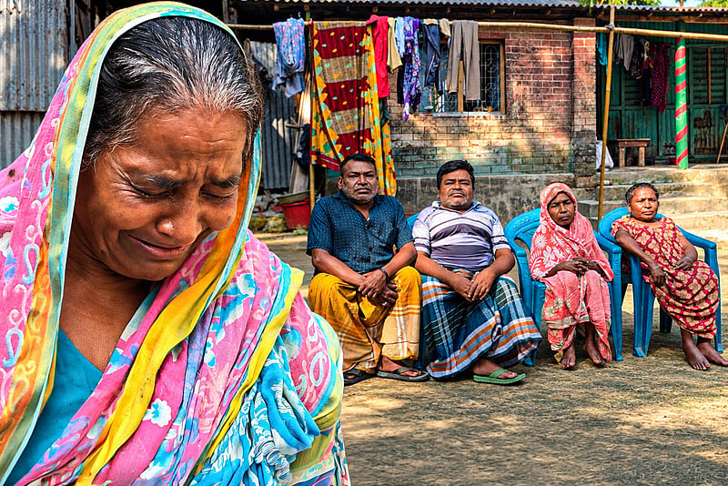 শৈশবের জ্বরে থমকে গেল চার ভাই-বোনের জীবন, কাটছে না দুর্ভোগ
