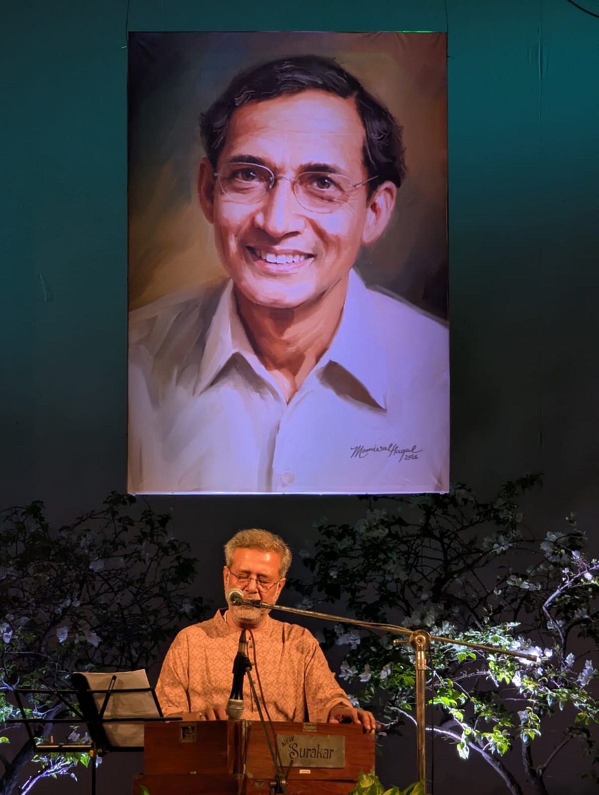 ভাওয়াইয়া থেকে ইসলামি গান, আব্বাসউদ্দীন আজও অম্লান