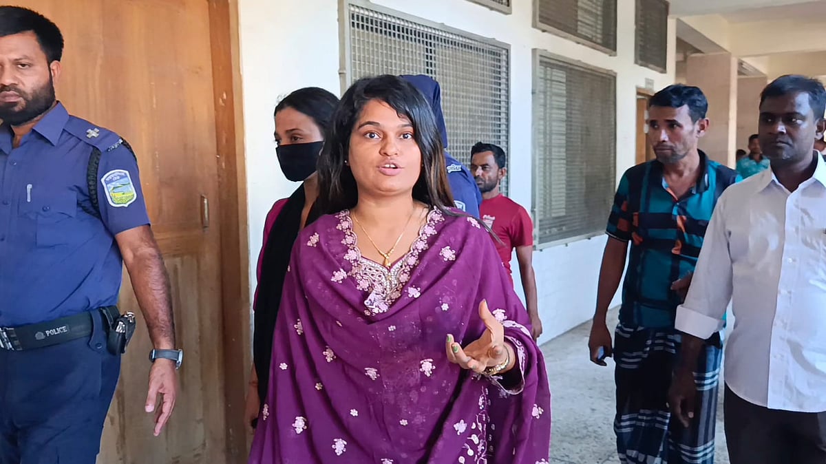 বিএনপিকে ভোট দিয়ে ভুক্তভোগী বলা নারীকে নিজ জিম্মায় জামিন দিলেন আদালত