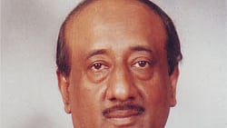 Former cabinet secretary Saadat Husain. Photo: Collected