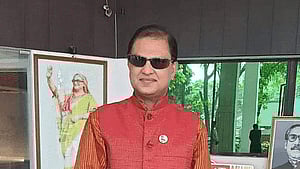 The picture is taken from Facebook