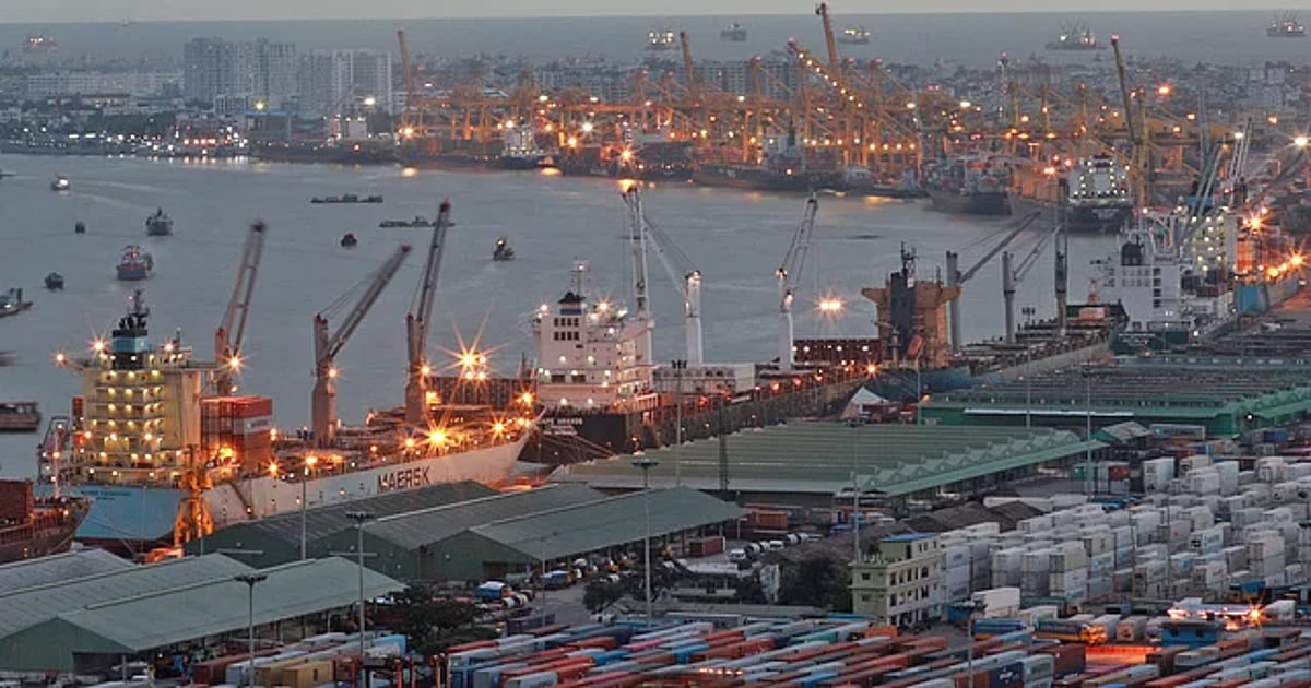 Chittagong Port holds 68th position globally despite container surge
