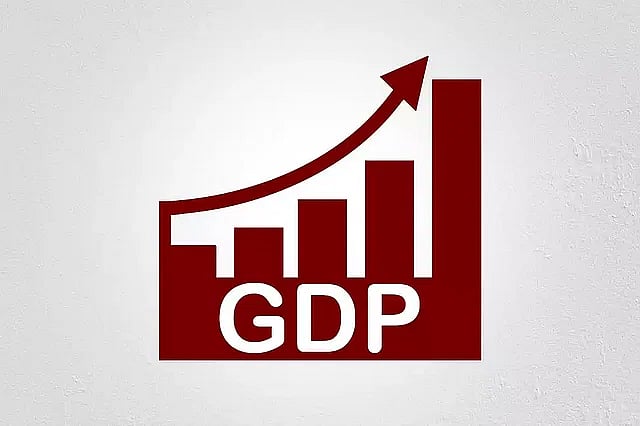 Economy slows as GDP growth declines for 3rd consecutive quarter