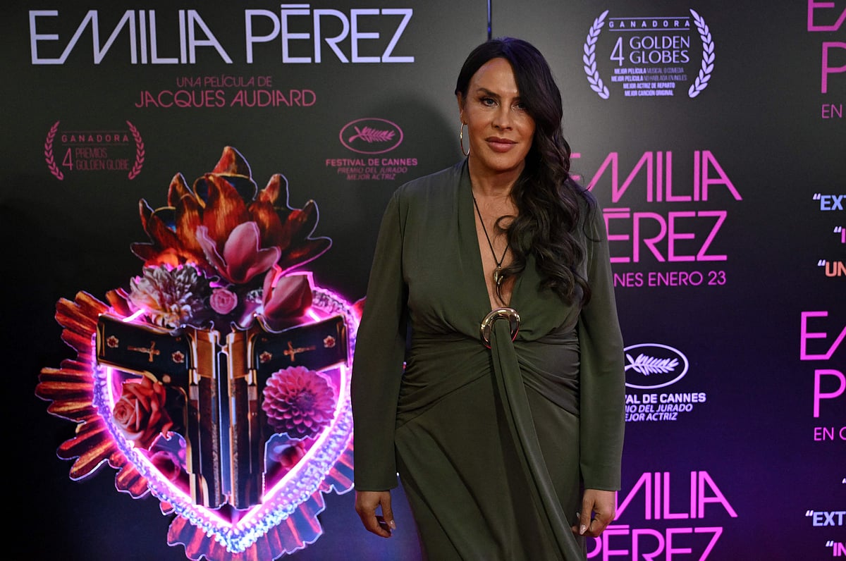 Demi Moore wins at Critics Choice with disgraced rival Gascon absent |  Prothom Alo