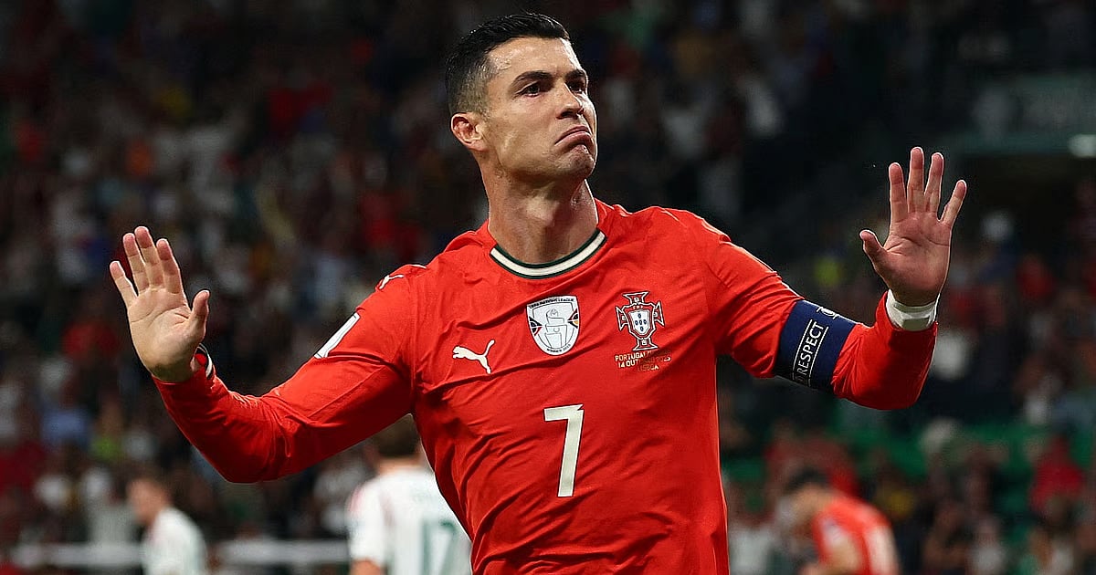 Cristiano Ronaldo beats Lionel Messi for inaugural Ballon d'Or 'B.O.A.T' award - Prothom Alo English