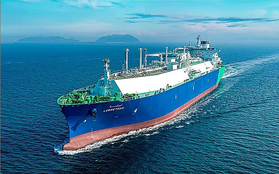 Chattogram-bound LNG tanker stranded in the Persian Gulf